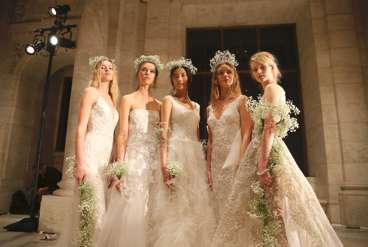 مدل لباس عروس پرطرفدار: راهنمای نهایی برای یافتن لباس مناسب