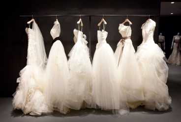 نکات مهمی که در انتخاب لباس عروس باید به آنها توجه کرد