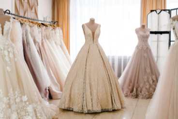 پیدا کردن تناسب اندام: نکاتی برای عروس های ریزنقش، قد بلند و انحنادار در خرید لباس عروس