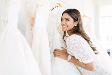 اجاره لباس عروس: گزینه ای مقرون به صرفه برای عروس فشن