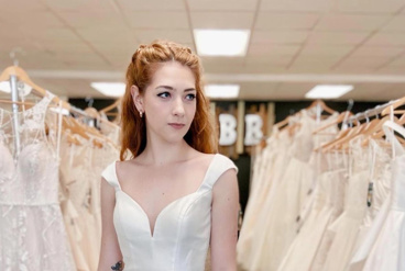 فروش لباس عروس: چگونه به یک لباس مجلسی با کسری از قیمت امتیاز دهید
