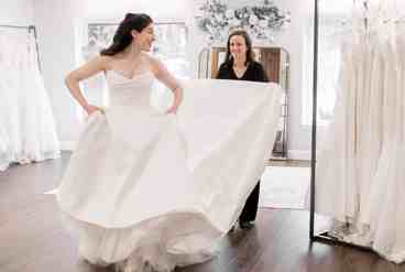 لباس عروسی سفارشی: ایجاد لباس رویایی شما