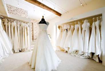 کدام لباس عروس برای فرم بدن شما مناسب است؟