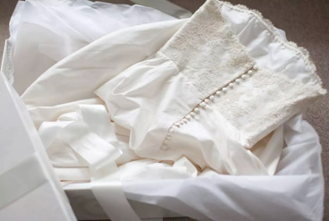 نکات مهم برای شستشو و تمیز نگه داشتن لباس عروس